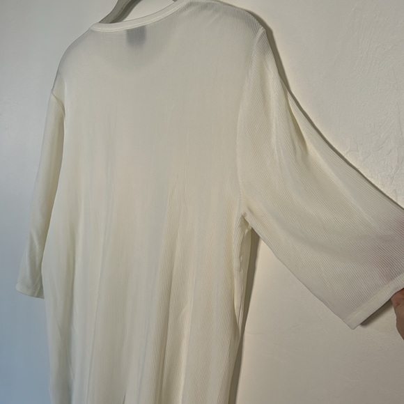 NWOT St. John Viscose Blend White Blouse - Picture 7 of 8